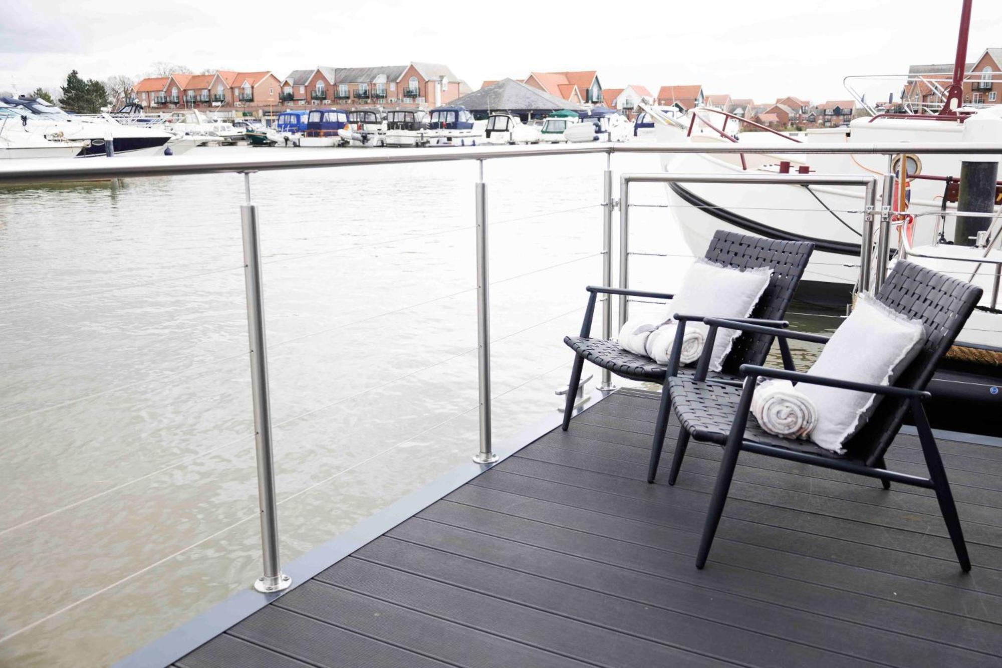 Lincoln Floating Holidays Zewnętrze zdjęcie